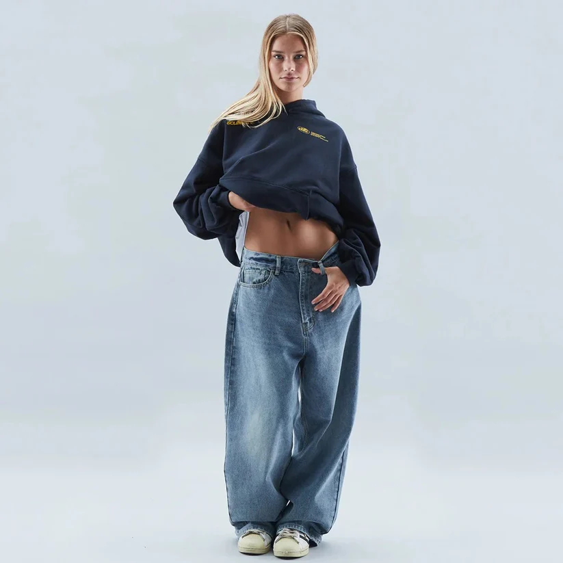 Sahari - Sudadera Unisex con Capucha | Corte Relajado, Estampado Gráfico en la Espalda
