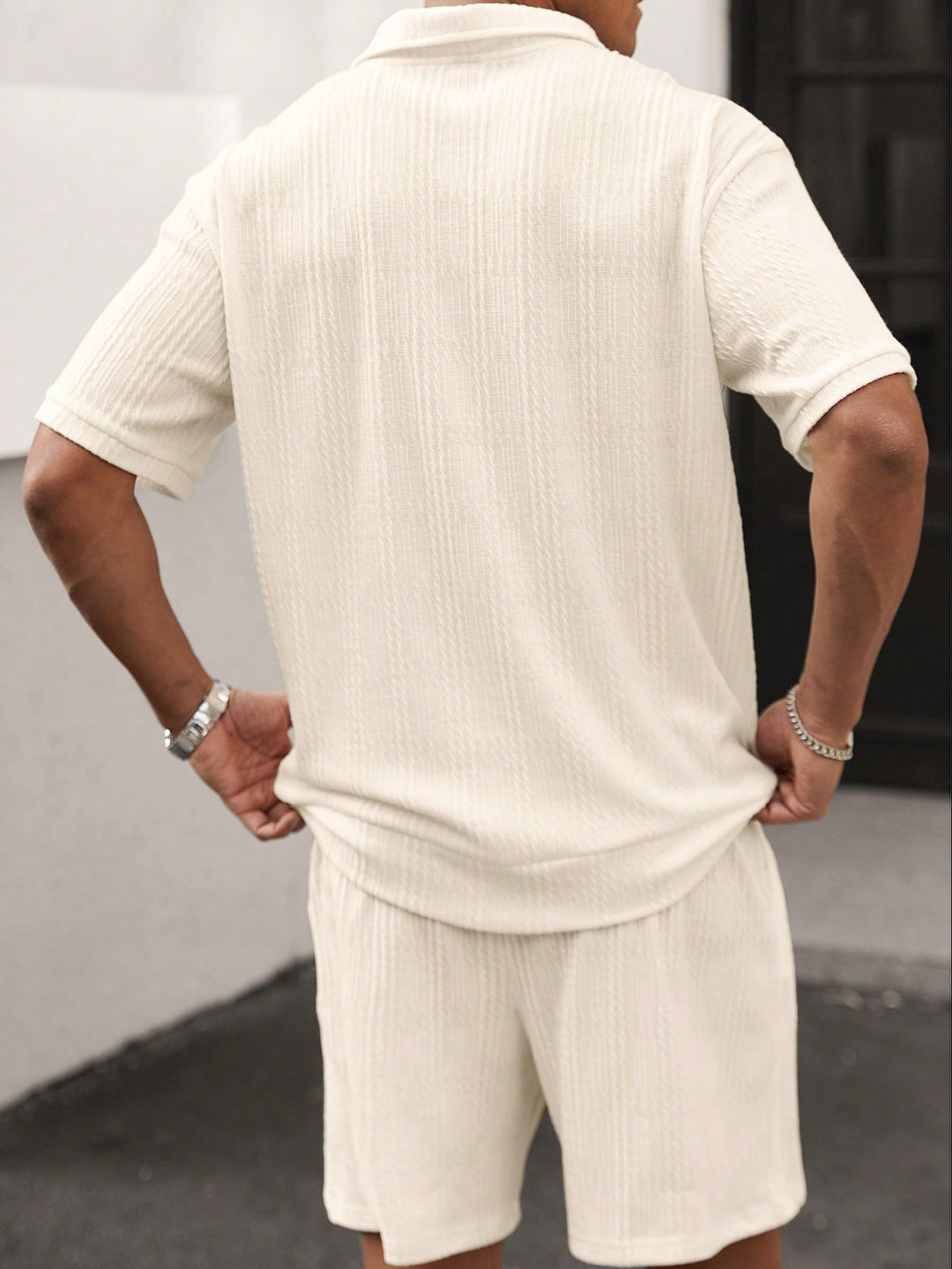 Sahari – Luftiges Herren-Set mit Kragenhemd und Shorts