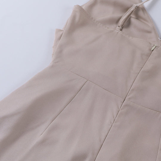 Sahari – Elegantes Midi-Kleid mit Rückenausschnitt