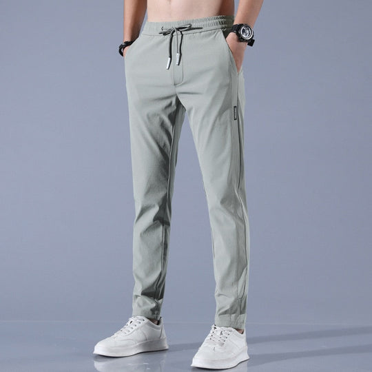 Sahari – Herren Jogginghose Slim Fit mit Kordelzug & Taschen