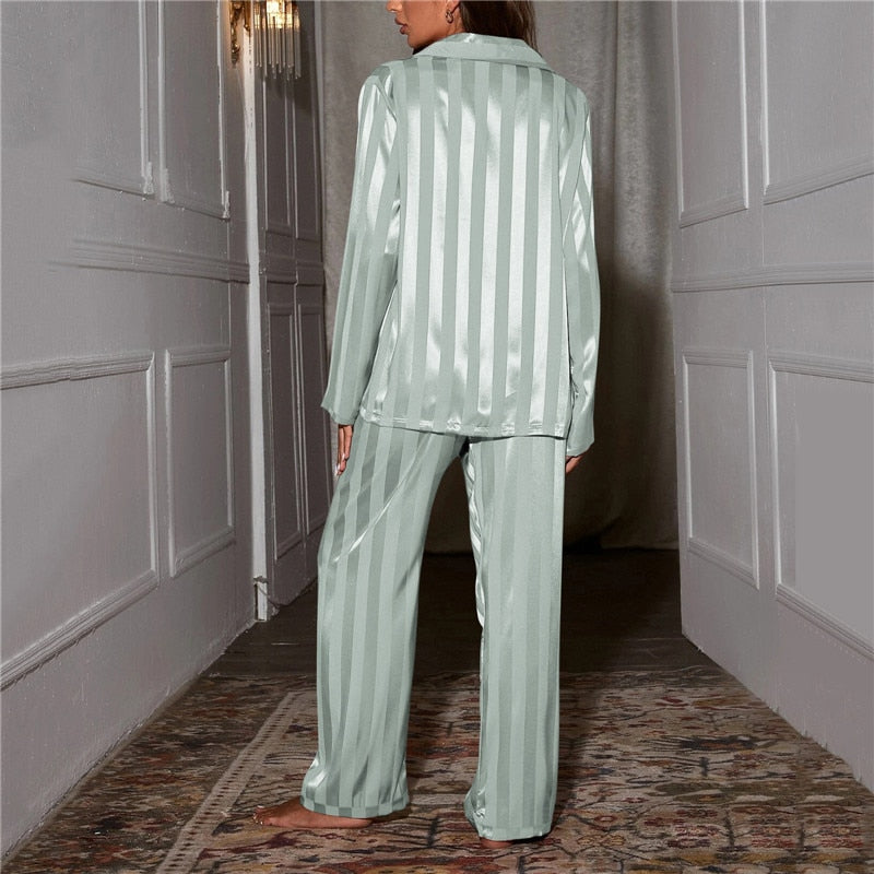 Sahari – Elegantes Seiden-Pyjama-Set für Damen