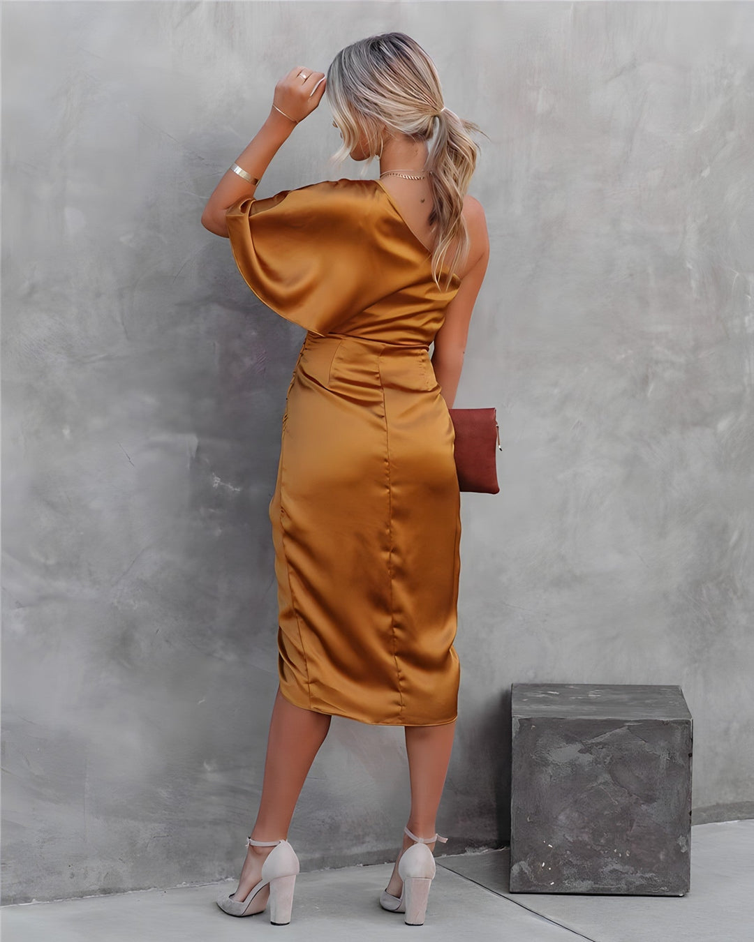 Sahari – Elegantes One-Shoulder Kleid für besondere Anlässe