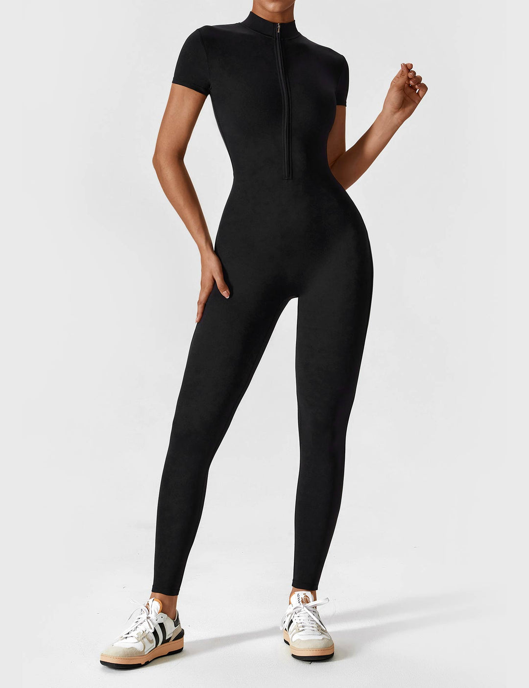 Sahari - Damen Ganzkörperanzug | Sportlich, Körperbetont, Zip-Design