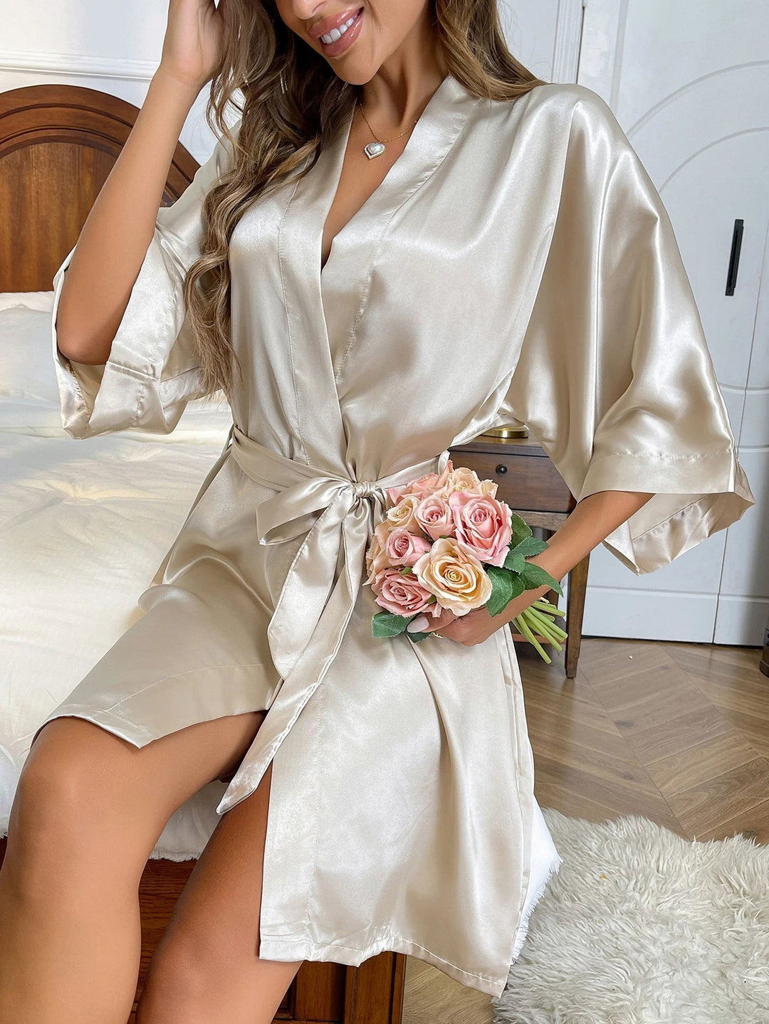 Sahari - Kimono de mujer Bata de mañana | Satén, Ligero, Elegante