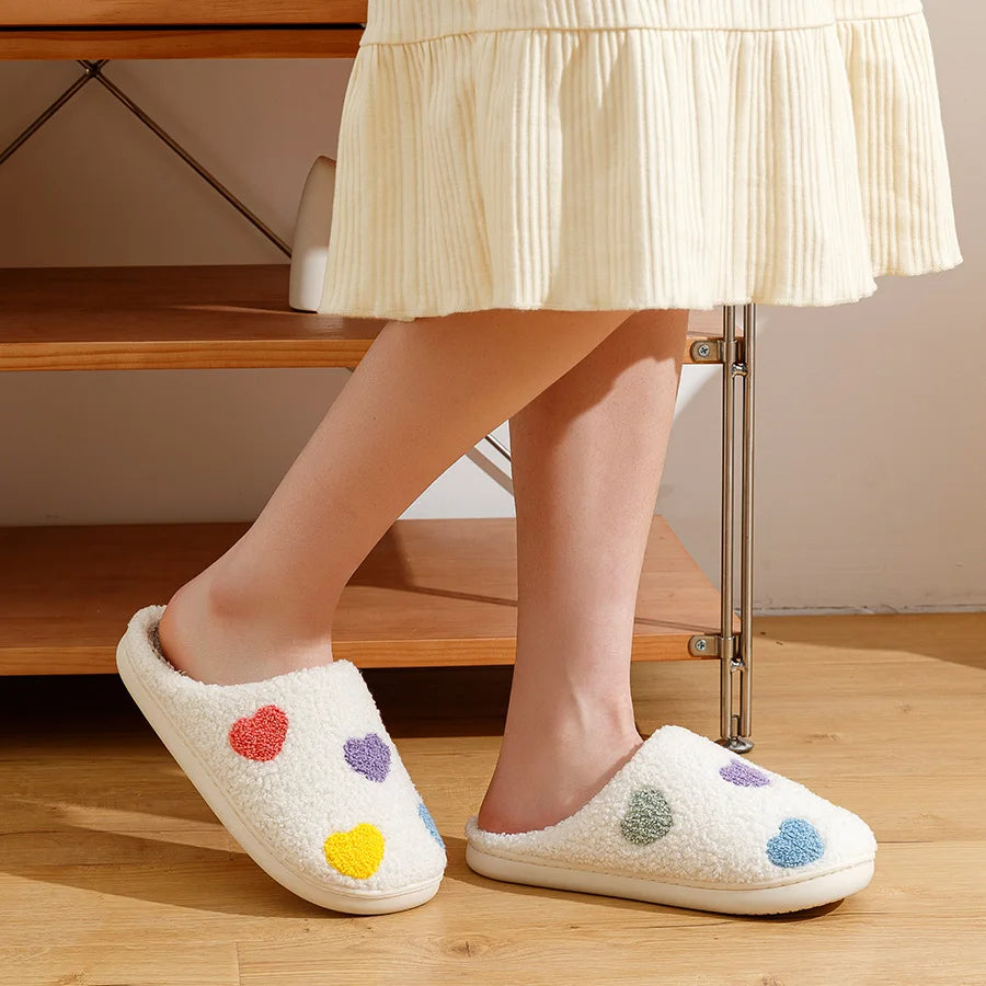 Sahari - Damen Pantoffeln | Warm, Antislip, Herzmuster