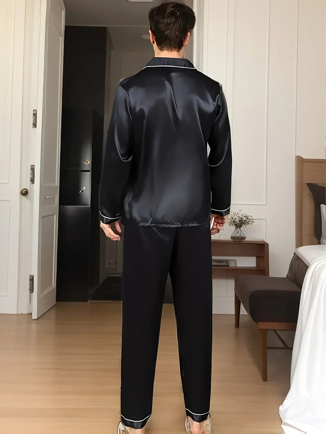 Sahari – Herren-Pyjama-Set aus luxuriösem Satin