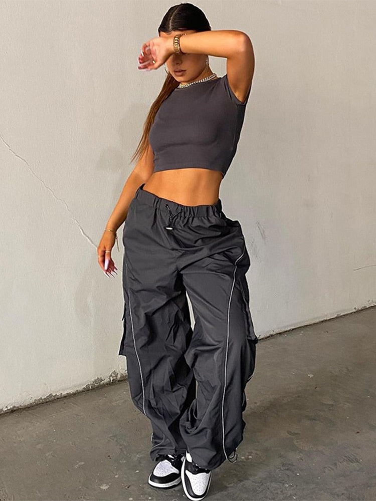 Sahari – Baggy Hose mit Low Waist und weitem Bein