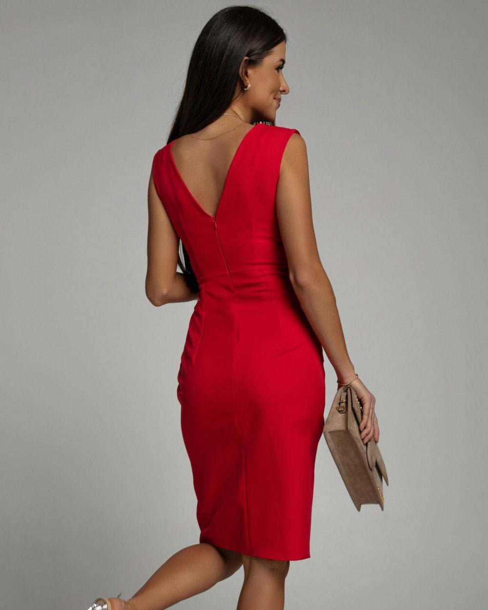 Sahari – Luftiges V-Ausschnitt-Kleid für Damen